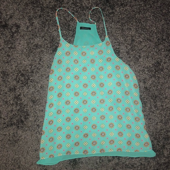 Tops - NWOT Teal flowy tank